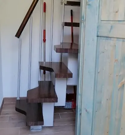 Ferula Romantica Mansarda Tra Fiumi E Montagne Sardegna * Seùlo