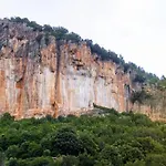 Ferula Romantica Mansarda Tra Fiumi E Montagne Sardegna Seùlo