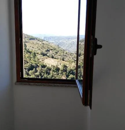 Semesterbostad Ferula Romantica Mansarda Tra Fiumi E Montagne Sardegna