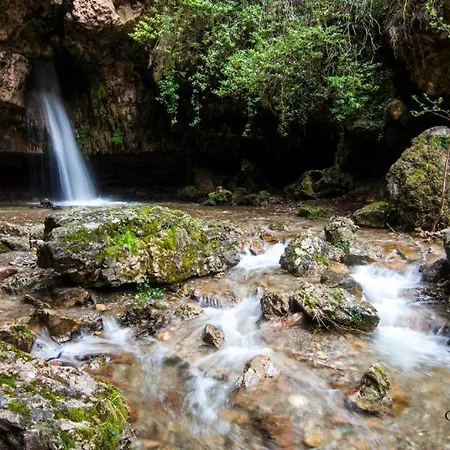 Ferula Romantica Mansarda Tra Fiumi E Montagne Sardegna *
