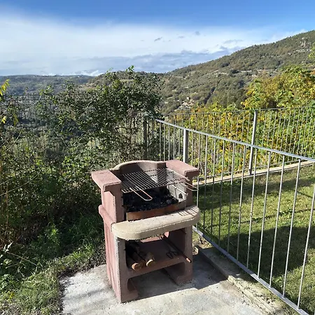 Ferula Romantica Mansarda Tra Fiumi E Montagne Sardegna *