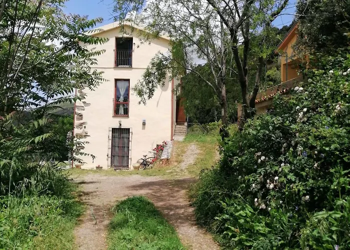 Ferula Romantica Mansarda Tra Fiumi E Montagne Sardegna * Seùlo